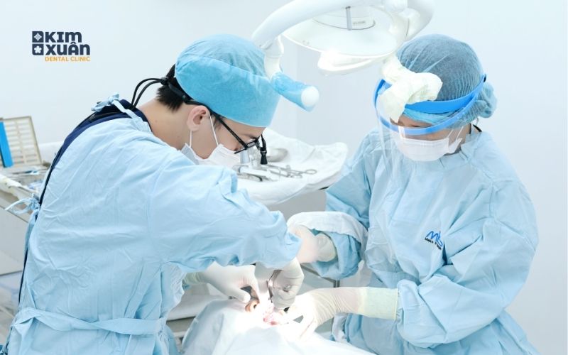 Trồng Răng Implant Tại Nha Khoa Kim Xuân